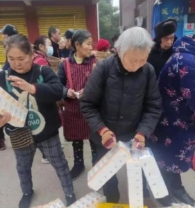 撸纸巾项目:0-2元无限(撸纸巾)抽纸卷纸活动教程解析!含免单群第2张-全球主机测评网